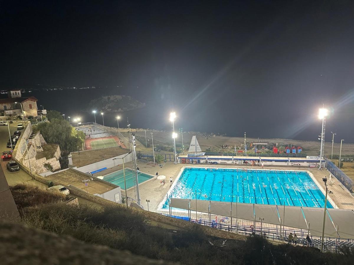 Apartment Center Piraeus Location Kastella Passalimani Port エクステリア 写真