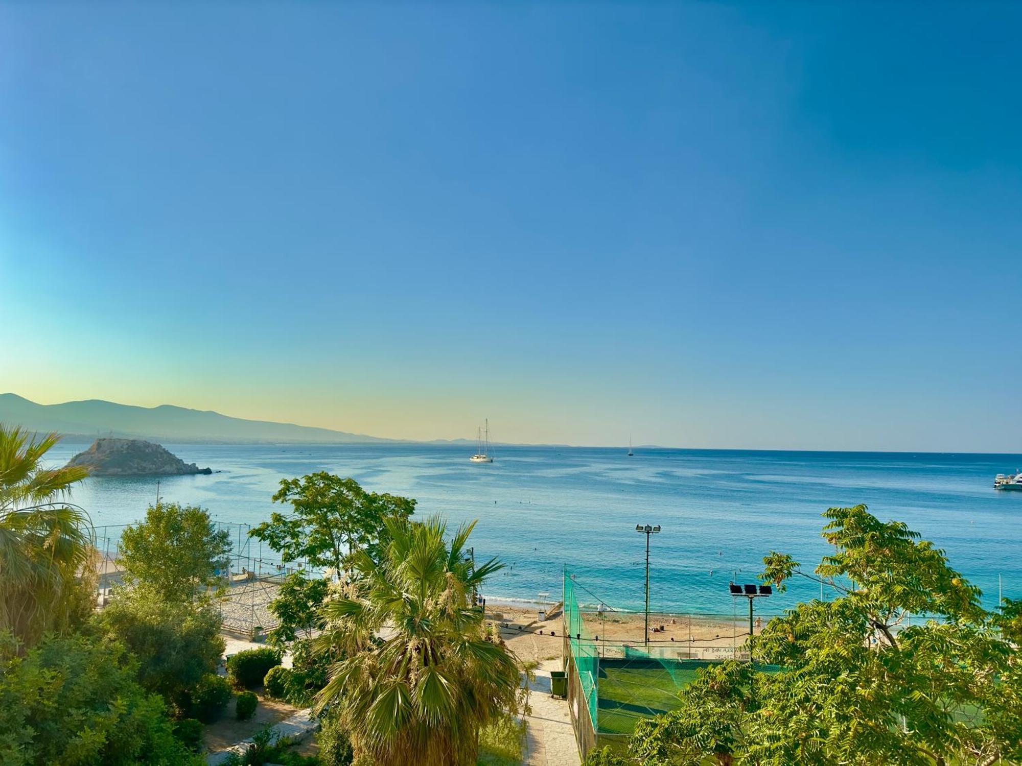 Apartment Center Piraeus Location Kastella Passalimani Port エクステリア 写真
